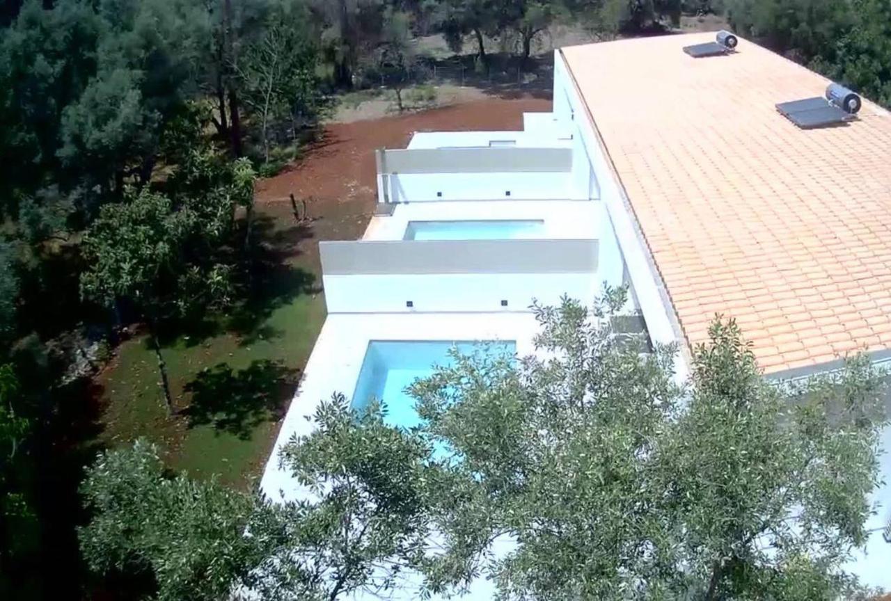 Splash Suites With Private Pools Nikiana Ngoại thất bức ảnh